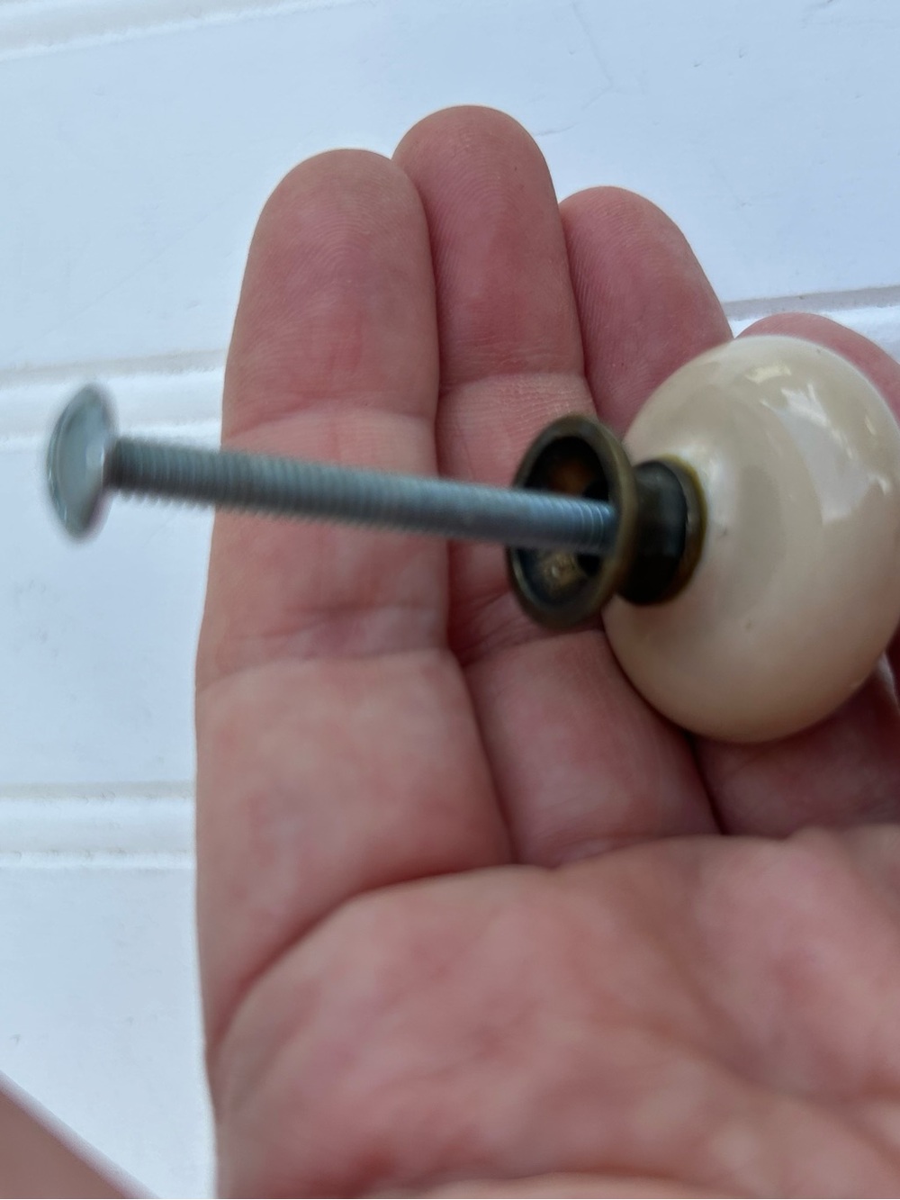 Vintage Knobs Cream Ceramic Drawer Brass Center Cottagecore Lot of Six - Picture 5 of 5